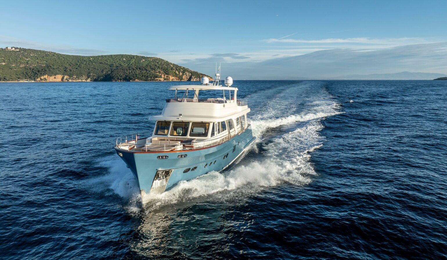 empire luxury yacht